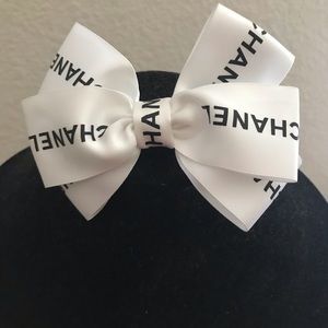 New Authentic Chanel Ribbon Bow